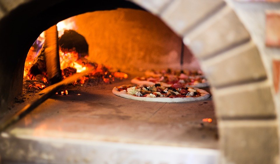 Four à pizza : comment bien le choisir