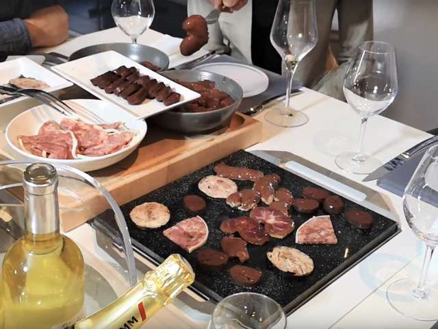 Comment couper de la viande pour une pierrade ?